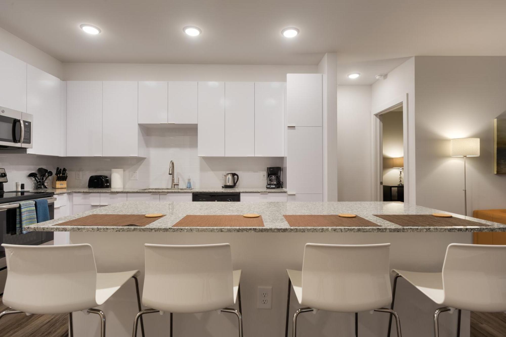 Spectacular Apartments By Bca Furnished Apartments أتلانتا الغرفة الصورة
